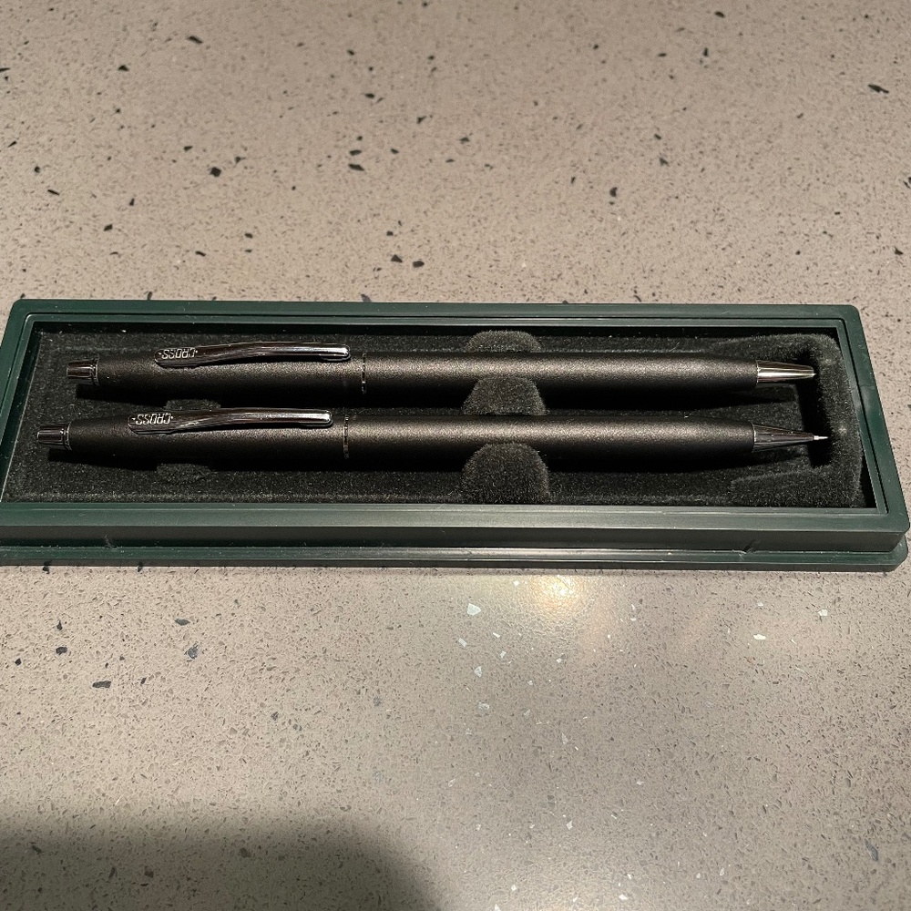 Never used vintage Cross black ballpoint pen & pencil set